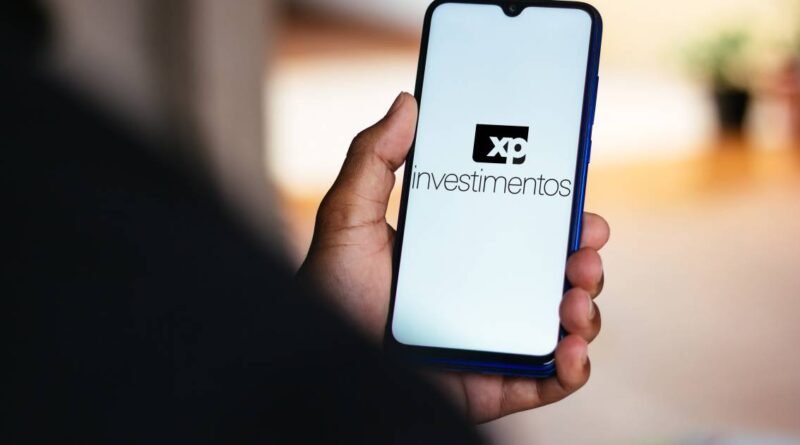 XP projeta avanço econômico limitado e inflação persistente para 2027