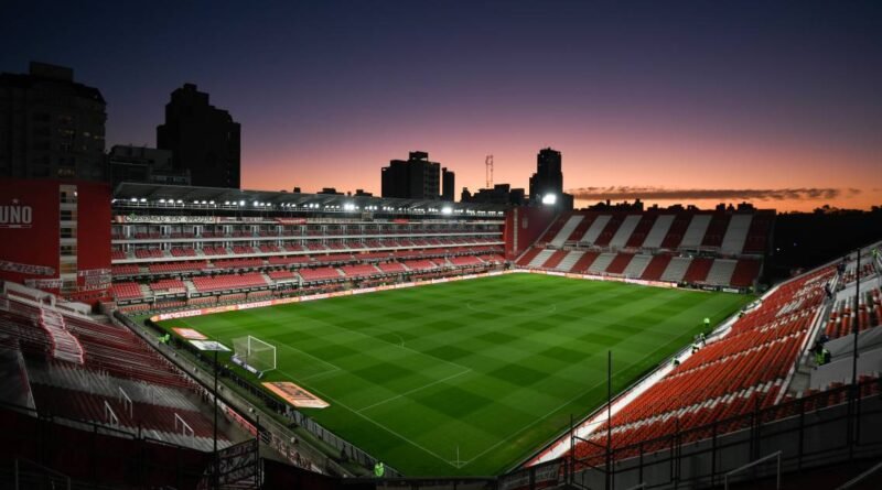 Agenda de futebol na TV tem semifinal da Libertadores e rodada cheia da Europa League